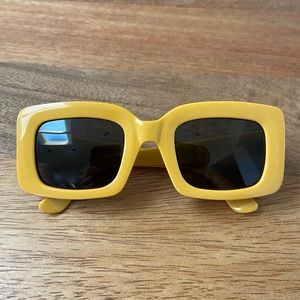 RAEN Luxury Wig Yellow Flat Screen Sunglasses